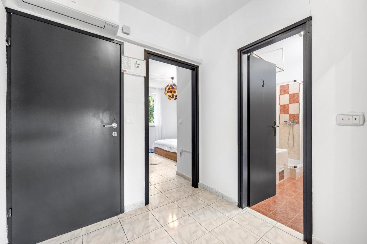 Romeo&Julia- Newly Refurbished Apartment Near Medulin Pomer Eksteriør bilde