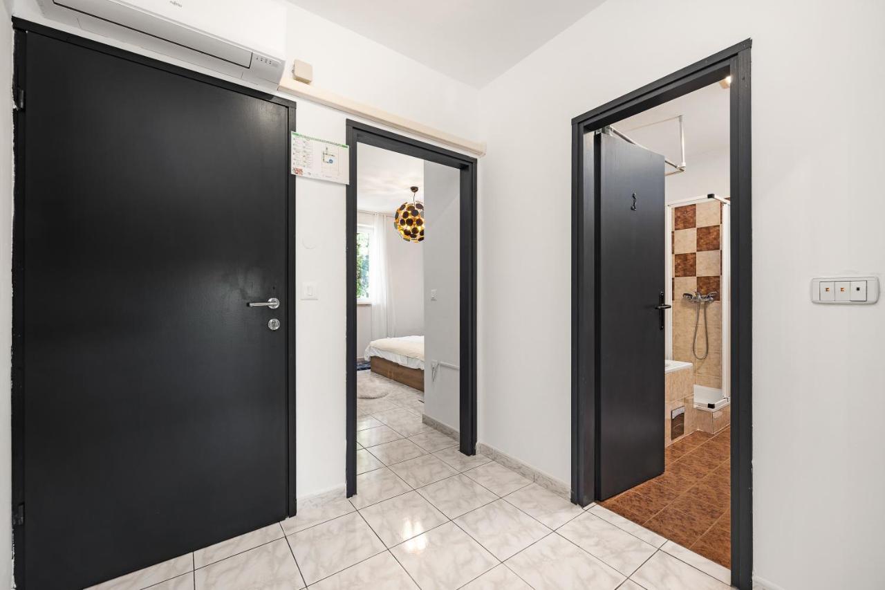 Romeo&Julia- Newly Refurbished Apartment Near Medulin Pomer Eksteriør bilde