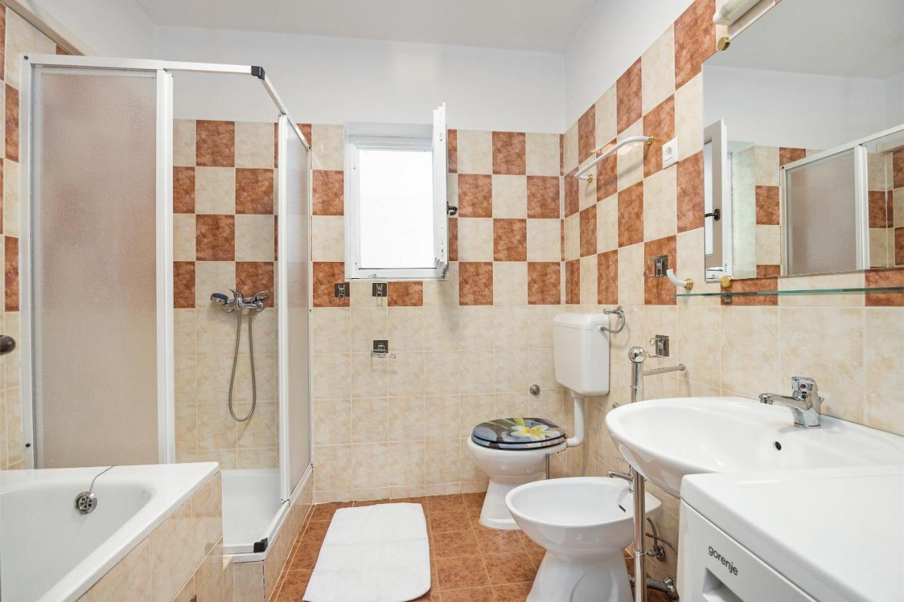 Romeo&Julia- Newly Refurbished Apartment Near Medulin Pomer Eksteriør bilde
