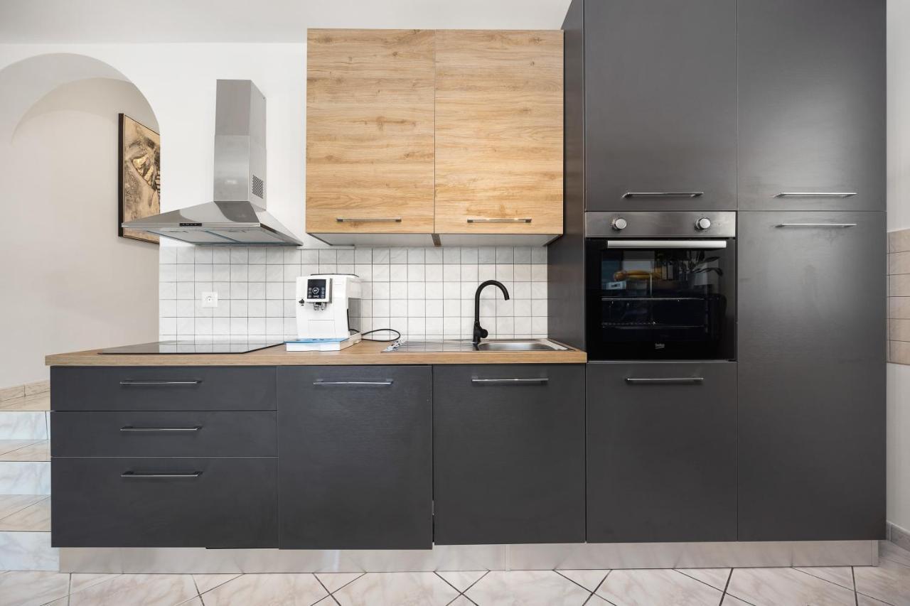 Romeo&Julia- Newly Refurbished Apartment Near Medulin Pomer Eksteriør bilde